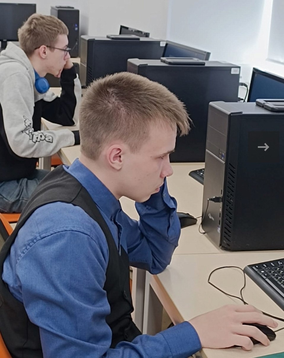 Бродский Александр занял 3 место в олимпиаде по информатике.