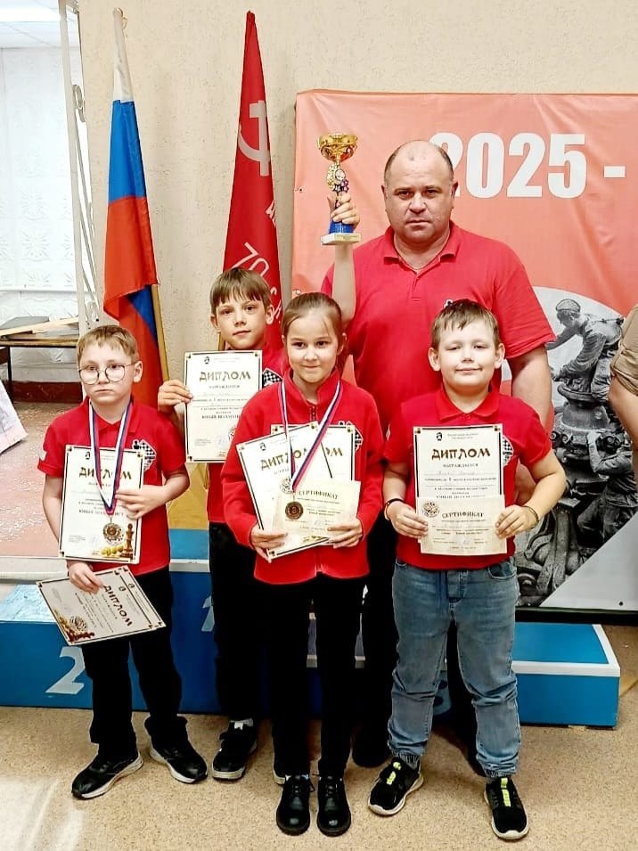 Денис Типикин завоевал серебро, Ирина Гутова - бронзу.